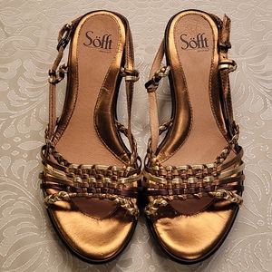 NWOT Gorgeous SOFFT Sz 7.5